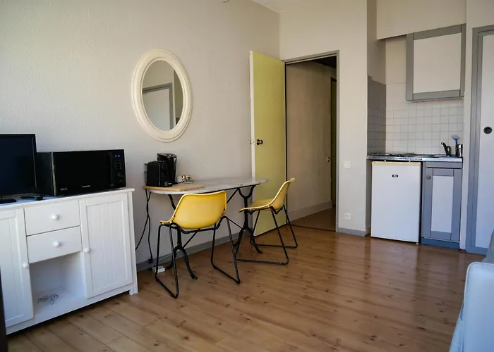 Port Pin Bed and Breakfast Cassis